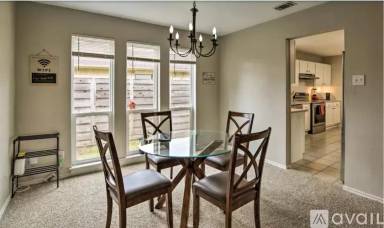 Main picture of 2112 Linda Ln
