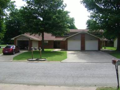 Main picture of 417 N 35th St