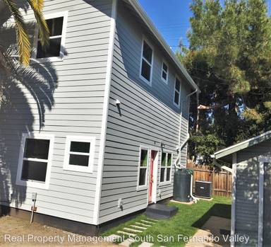 Main picture of 846 N Ridgewood Pl