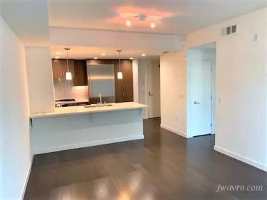 Main picture of 110 Bush St