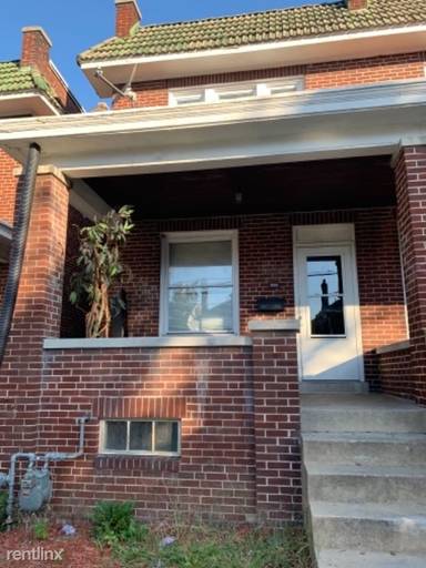 Main picture of 1826 Holly St