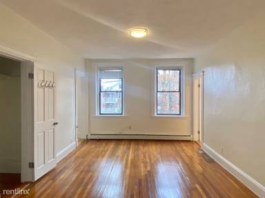 Main picture of 82 Brainerd Rd