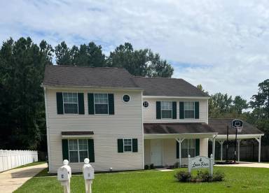 Main picture of 4 Laura Dr