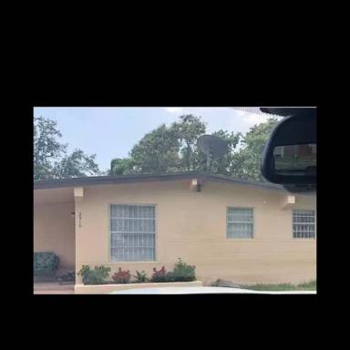 Main picture of 2910 NW 47th St