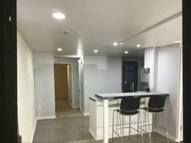 Main picture of 656 L St NE