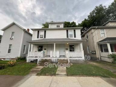 Main picture of 307 Moore St