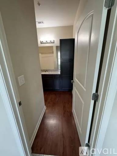 Main picture of 12337 Manhattan Ln