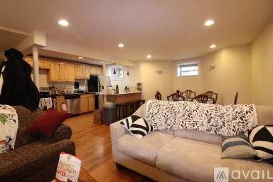 Main picture of 1292-94 Commonwealth Ave