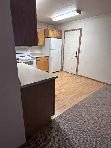 Main picture of 45 Appleway Dr
