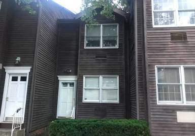 Main picture of 2104 Green St