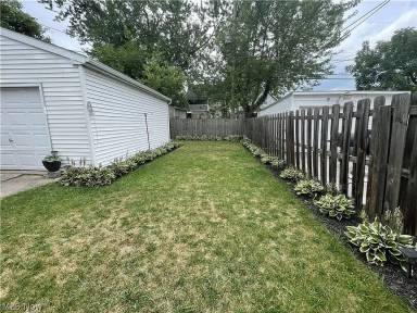 Main picture of 10922 Greenwich Ave