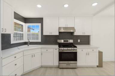 Main picture of 1201 S Almansor St