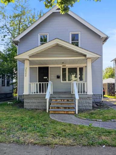 Main picture of 3688 E 118th St