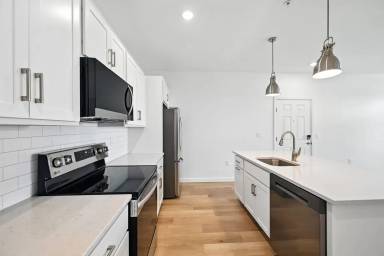 Main picture of 2220 N Susquehanna Trl