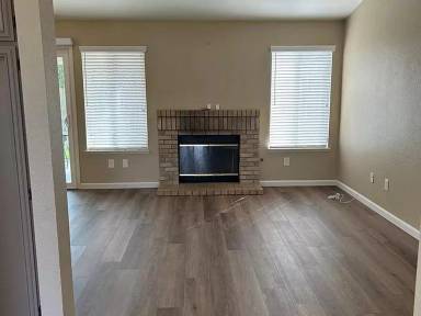 Main picture of 821 E Julia Way