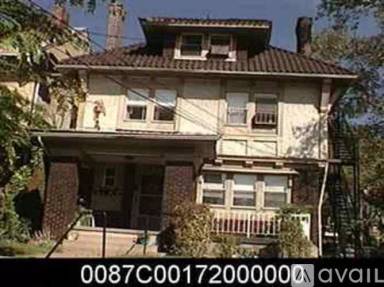 Main picture of 5863 Nicholson St