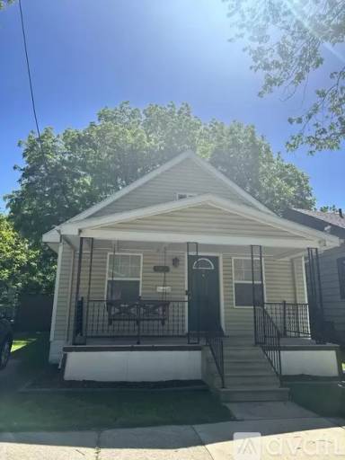 Main picture of 1812 Mershon St