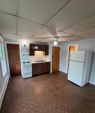 Main picture of 33 Berkley St