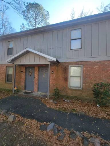 Main picture of 119 Chalet North Ct
