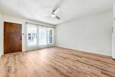 Main picture of 933 3rd St