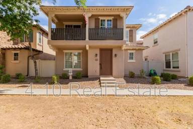 Main picture of 3582 S Roy Rogers Way
