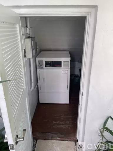 Main picture of 9300 E Bay Harbor Dr