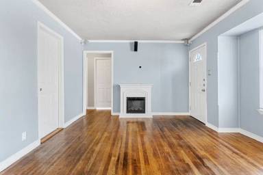 Main picture of 402 Washington St