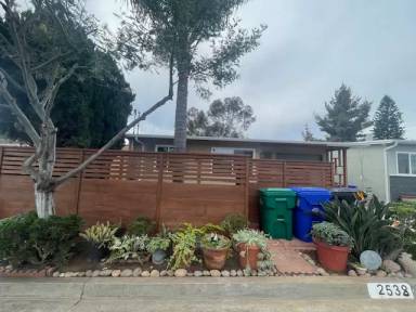 Main picture of 2538 Snowdrop St