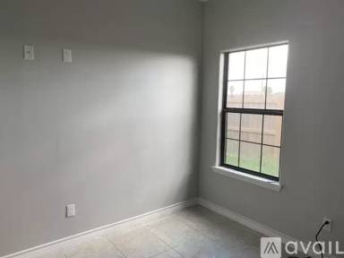 Main picture of 20424 Westfield Dr