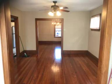 Main picture of 88 E Moler St