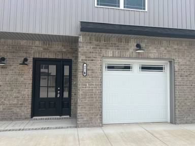 Main picture of 405 Shelby St