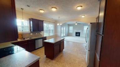 Main picture of 3925 Quarry Hollow Dr