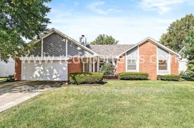 Main picture of 7608 Davis Ln