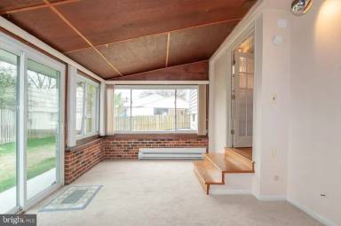 Main picture of 5931 Peverill Dr