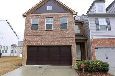 Main picture of 2424 Sardis Chase Ct