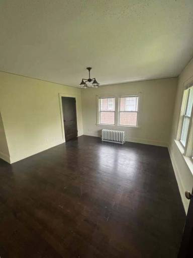 Main picture of 1137 44th St