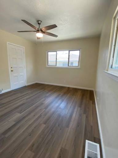 Main picture of 3050 E Princeton Ave