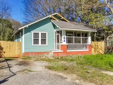 Main picture of 104 Douthit St