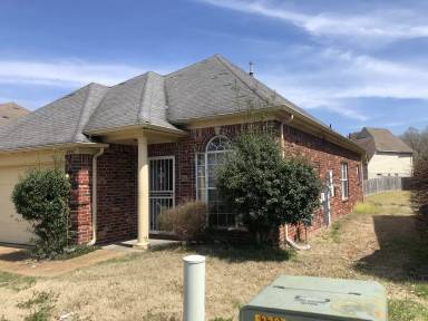 Main picture of 4840 Pine Frst