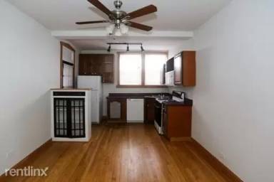 Main picture of 4440 N Western Ave