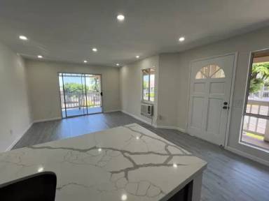 Main picture of 94-529 Lumiaina St