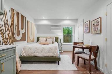 Main picture of Neon Quarter Townhomes
