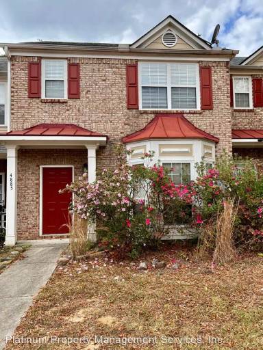 Main picture of 4885 Robinson Square Dr NW
