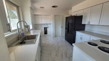 Main picture of 8913 Craw Ln
