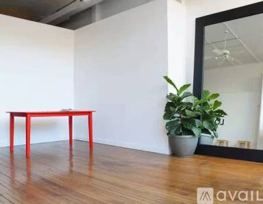 Main picture of 1418 W Division St