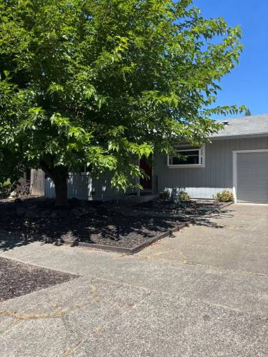 Main picture of 4929 Snark Ave