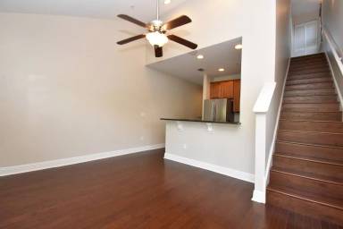 Main picture of 1500 NW 4th Ave