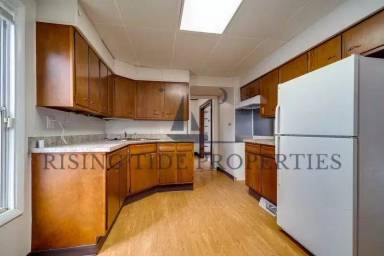 Main picture of 707 Carlisle Ave