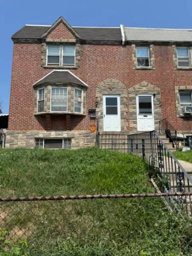 Main picture of 6154 Mulberry St