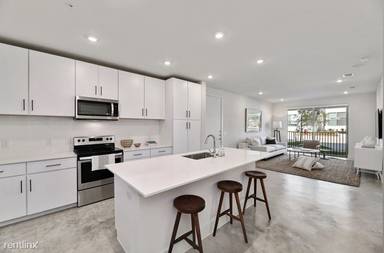Main picture of 7412 W Slaughter Ln